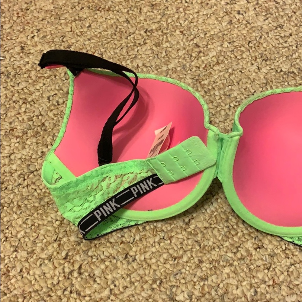Bras - Picture 2 of 4